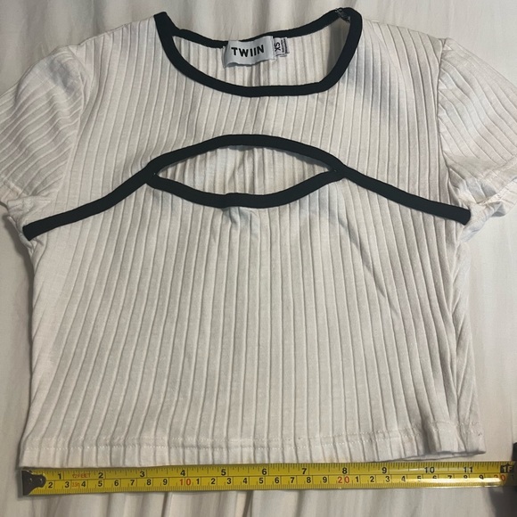 Boob Window White Trimmed Crop Top - Picture 4 of 6